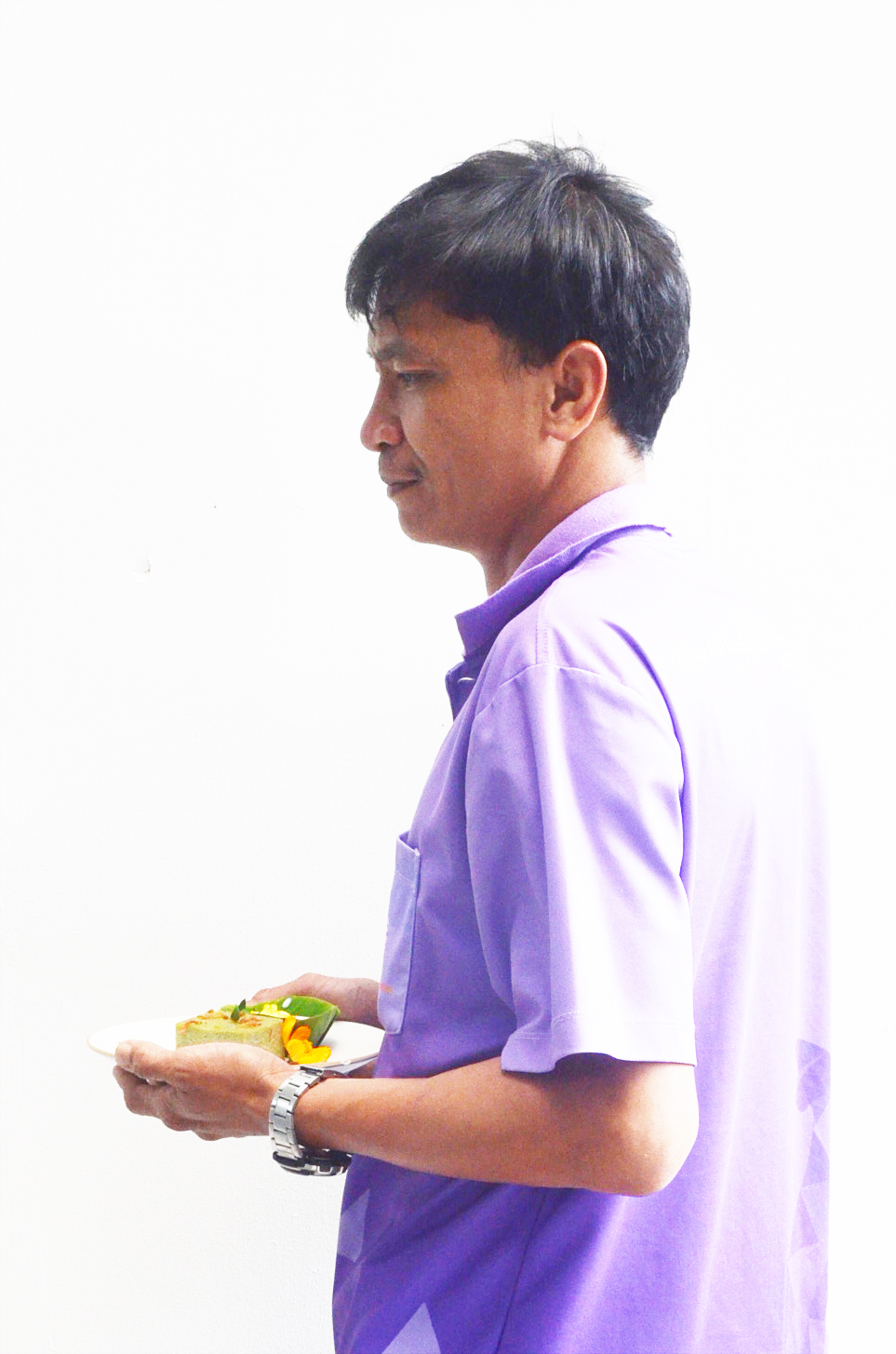 นาย ภูริวัจน์ จินะเป็งกาศ